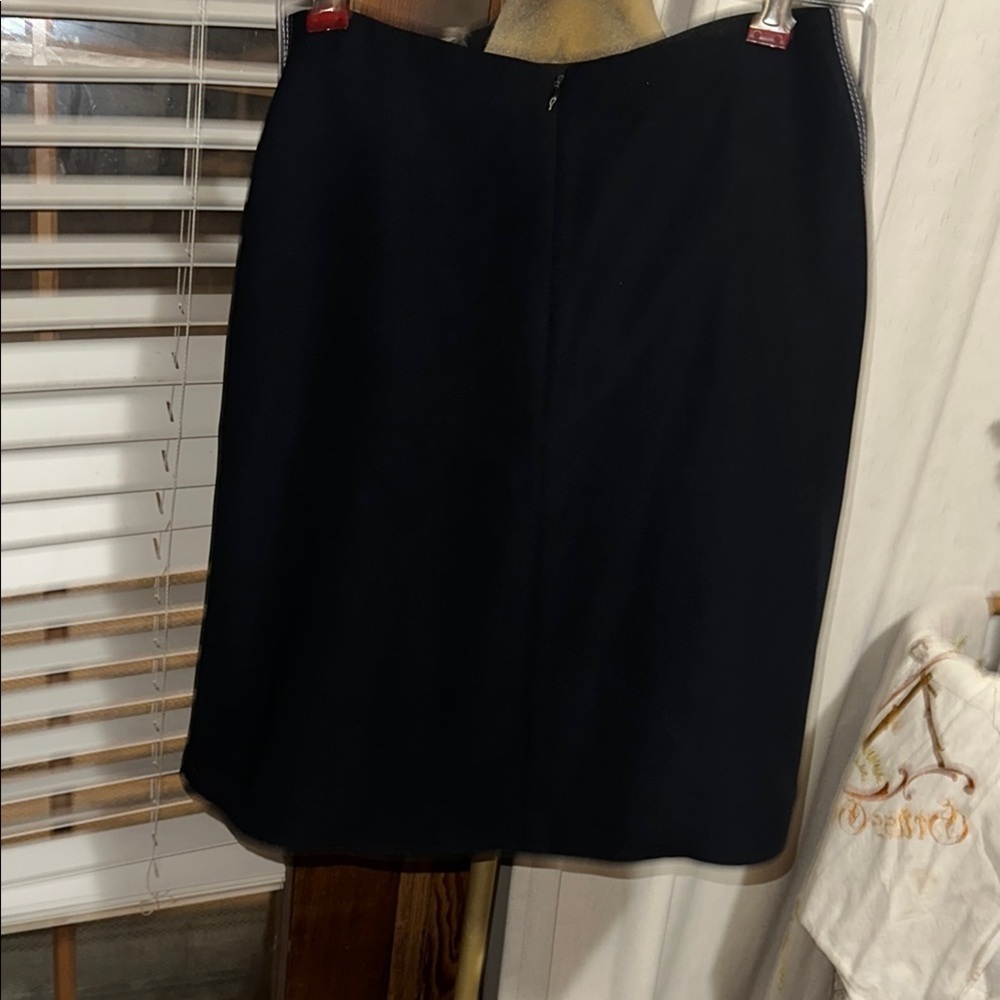 Elegant deep navy blue Skirt - Picture 5 of 7